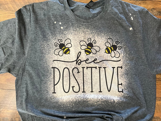 BEE POSITIVE BLEACHED T-SHIRT