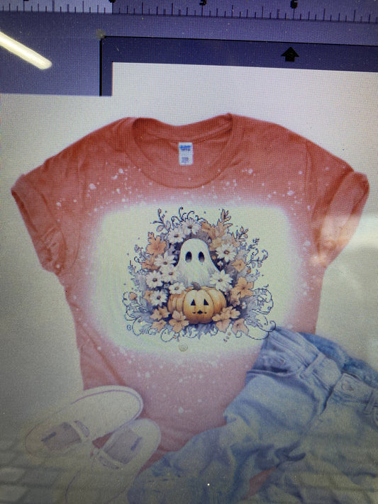 GHOST WITH FLOWERS BLEACHED T-SHIRT