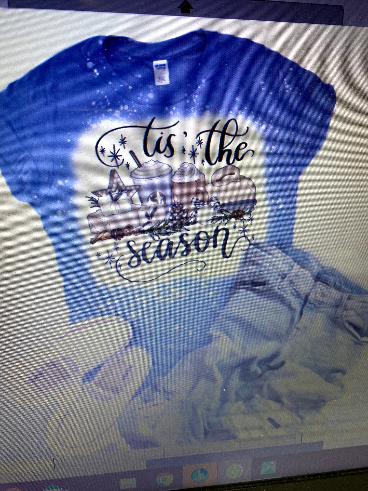 TIS THE SEASON BLEACHED T-SHIRT